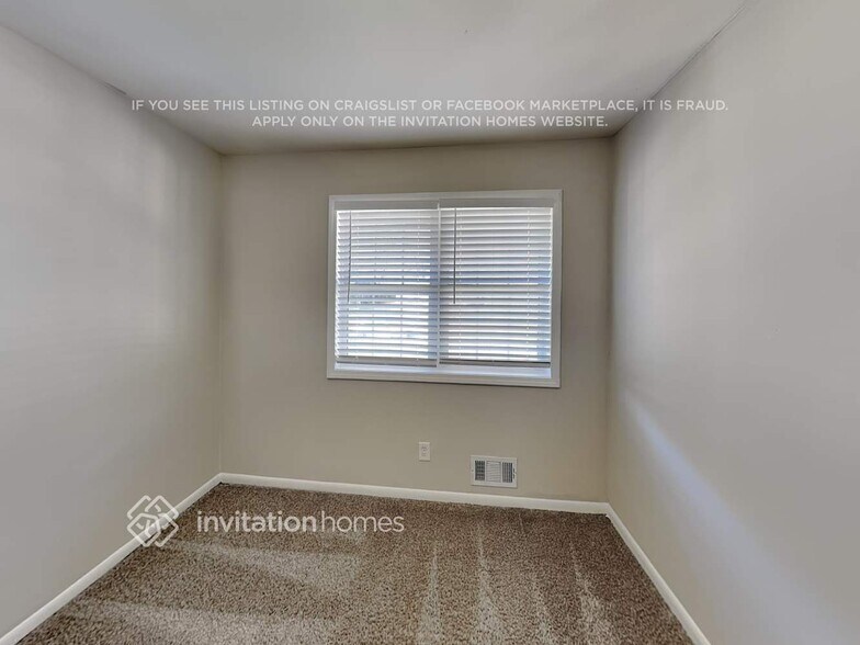 Building Photo - 334 Dartmouth Dr SW