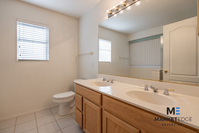 Building Photo - 3Bed/2Bath House at Beardsley/95th Ave! JO...