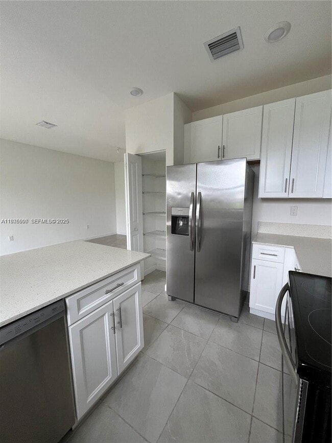 Building Photo - 10008 SW 228th Terrace