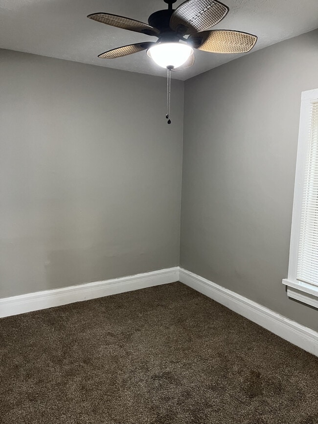 Building Photo - 1670 3rd St