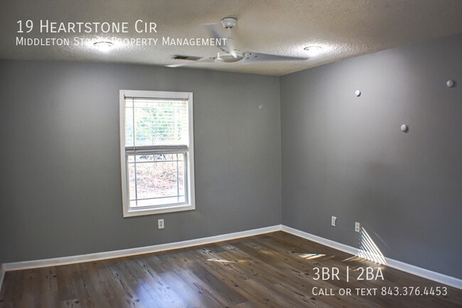 Building Photo - 19 Heartstone Cir