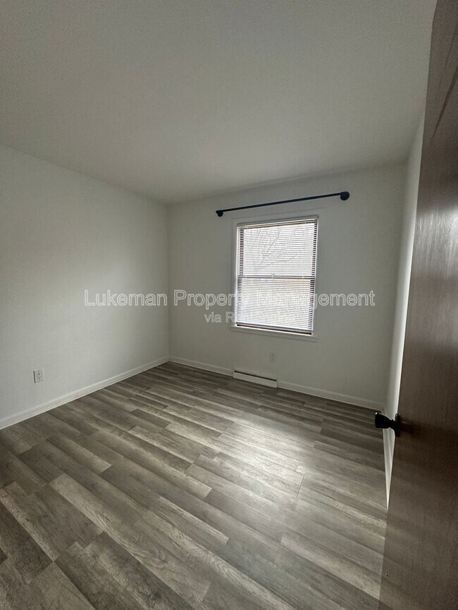 Building Photo - 2909 Range St