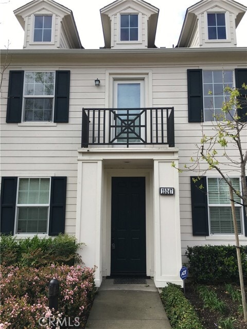 Building Photo - 15247 Cambridge St