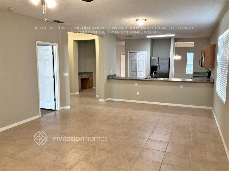 Building Photo - 632 Cressa Cir