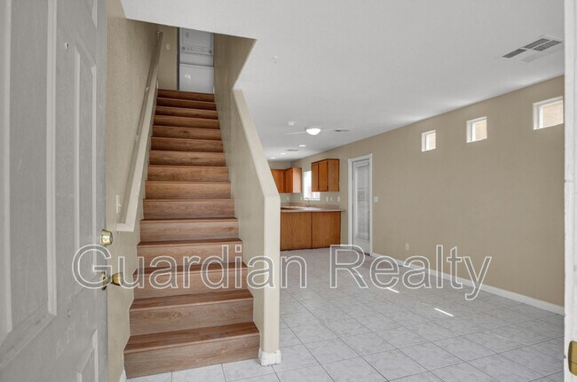 Building Photo - 5258 Paradise Skies Ave