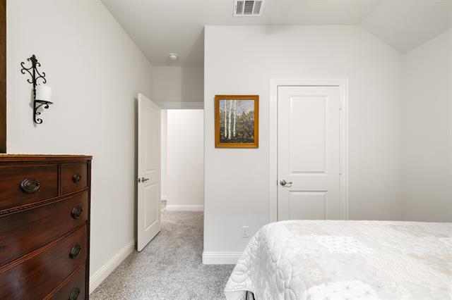 Building Photo - 6033 Dandelion Dr