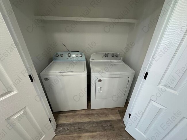 Building Photo - Modern 2 bedrooms 1 bathroom apartment for rent. Appliances, washer/dryer included, granite and c...