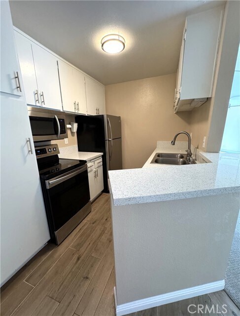 Building Photo - 660 The Village