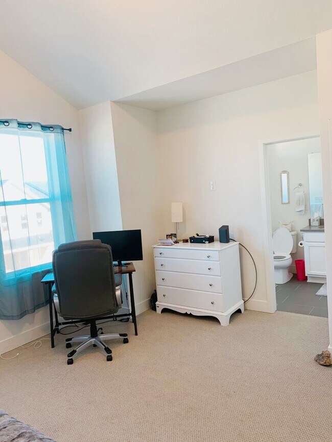 Building Photo - 3B/3.5B Downtown Superior Townhome - Built 2019!-Available June 2