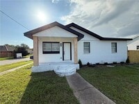 Building Photo - 2300 Delille St
