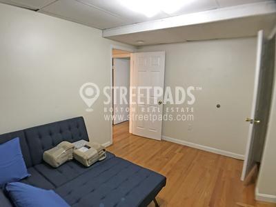 Building Photo - 3 bedroom in Boston MA 02215