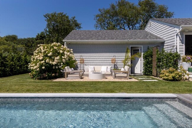 Building Photo - 48 Middle Pond Rd