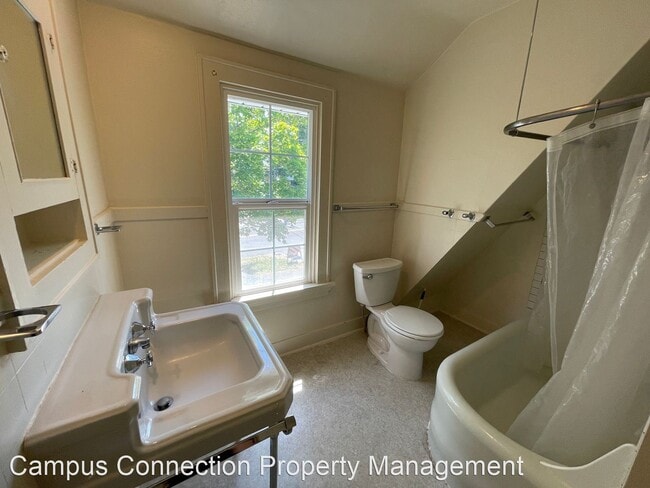 Building Photo - 4 br, 2 bath House - 1257 E. 19th Ave