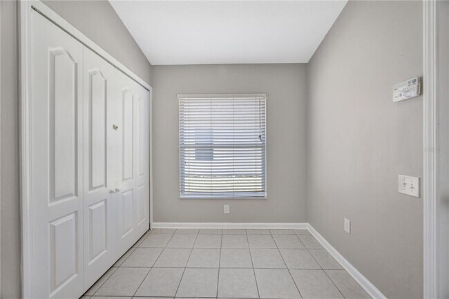 Building Photo - 30435 Annadale Dr