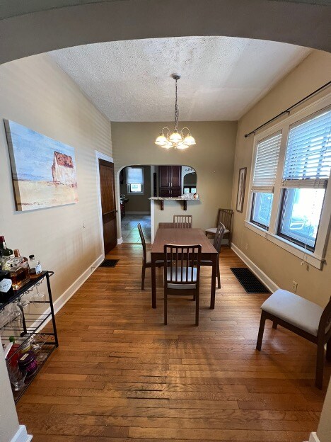 Building Photo - 5538 N College Ave