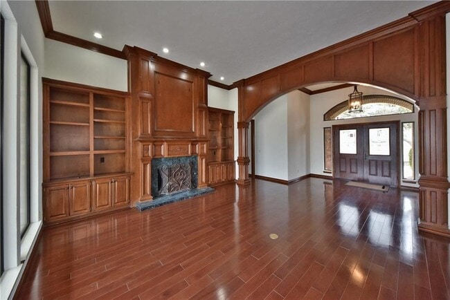 Building Photo - 1109 Irvine Dr