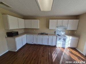 Building Photo - 6623 Highland Grass