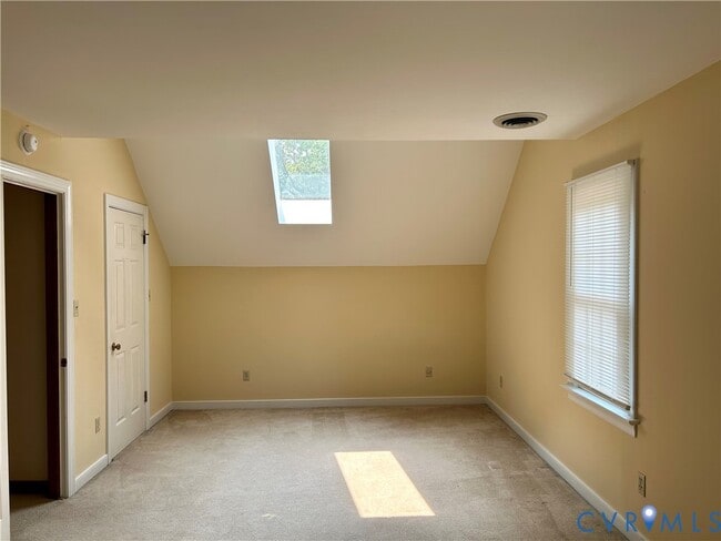 Building Photo - 8203 Spring Meadow Rd