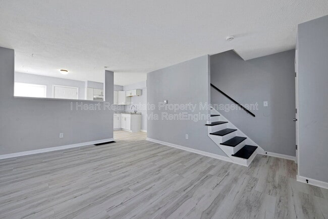 Building Photo - 3039 Morsetowne Ct N