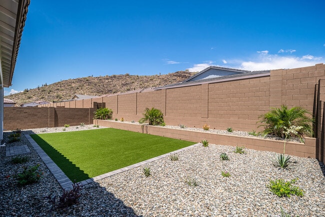 Building Photo - 3260 W Peak View Rd