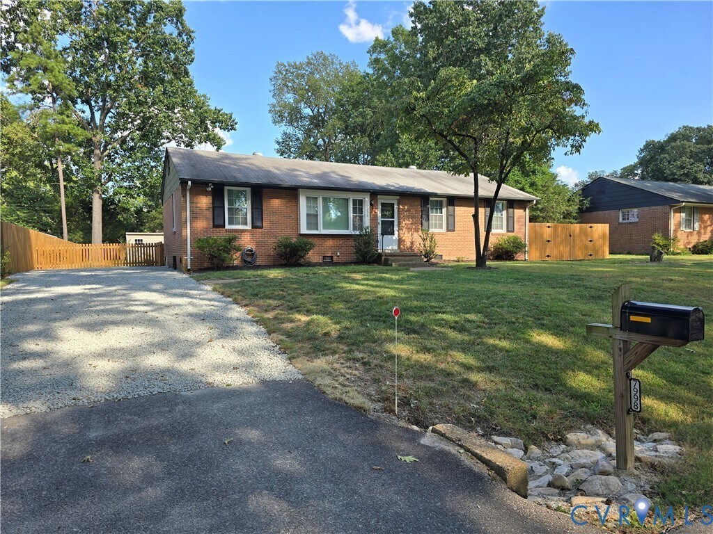 Building Photo - 7998 Wynbrook Ln