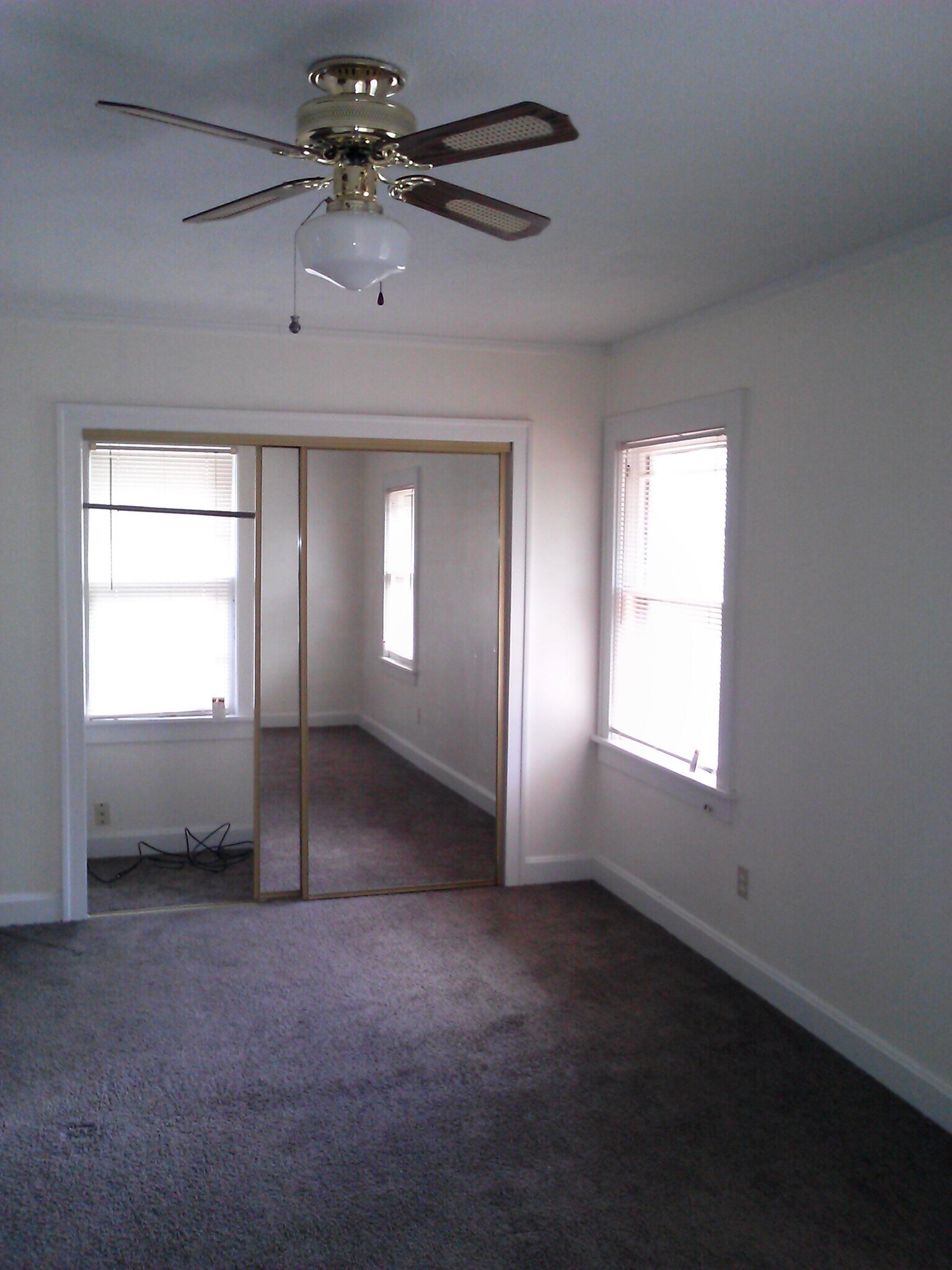 Building Photo - 6213 Harrison St