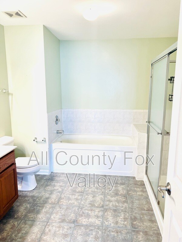 Building Photo - 2340 Stoughton Cir