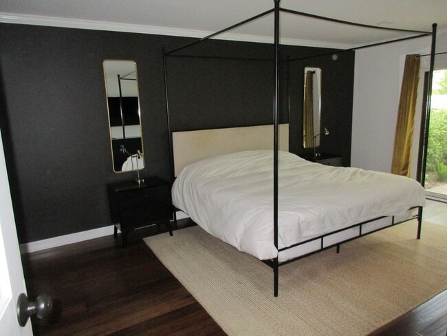 Building Photo - FULLY FURNISHED Home in Spanish Oaks!!
