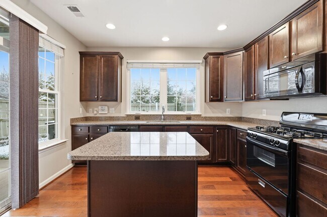 Building Photo - Welcome to your new home at The Villas at Eastgate!