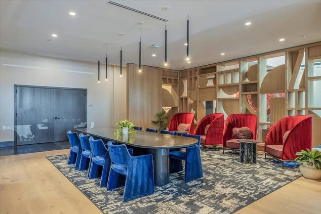 Building Photo - 365 Terhune Rd