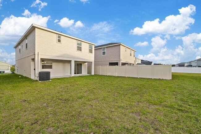 Building Photo - Newer Construction! 4 Beds/2.5 Baths!