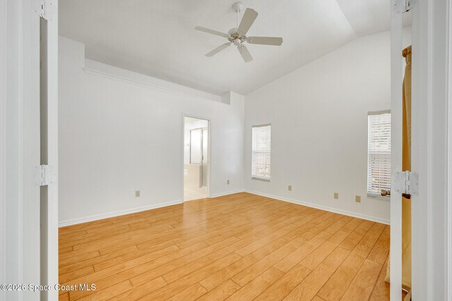 Building Photo - 330 Las Olas Dr