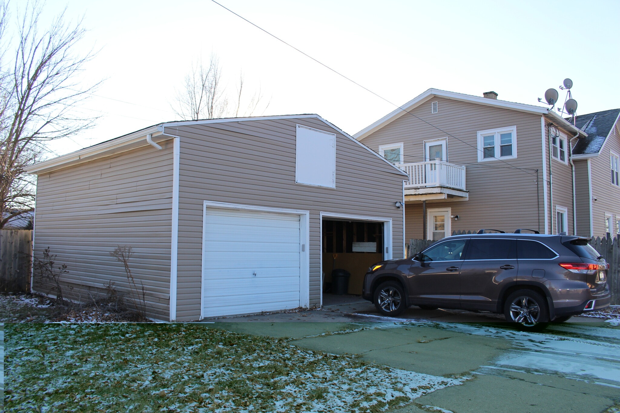 Building Photo - 6703 35th Ave