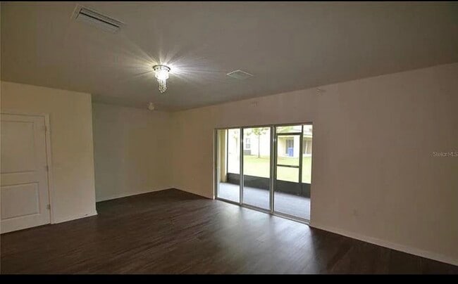 Building Photo - 9943 Hound Chase Dr