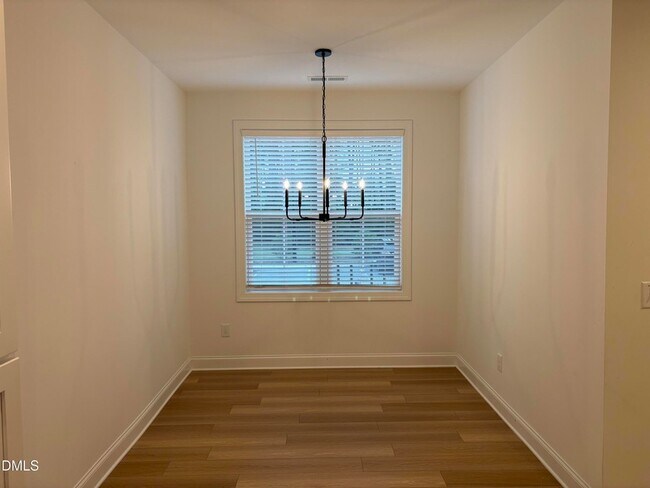 Building Photo - 4801 Gossamer Ln