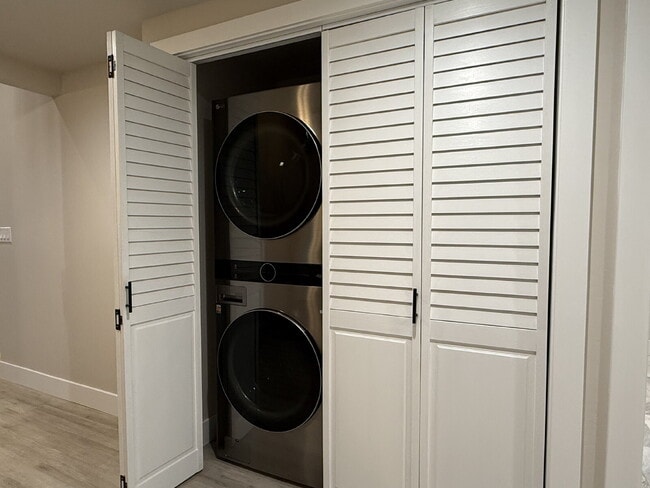 Building Photo - Lovely Single-Story Home in Corte Madera!