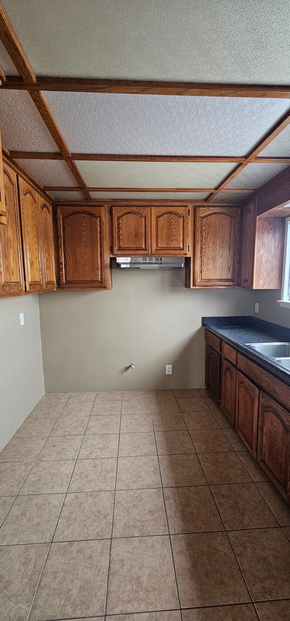 Building Photo - 3212 Live Oak St