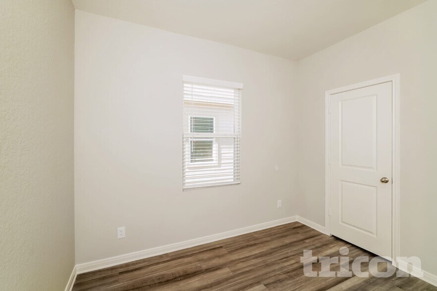 Building Photo - 7405 Guadalupe Peak