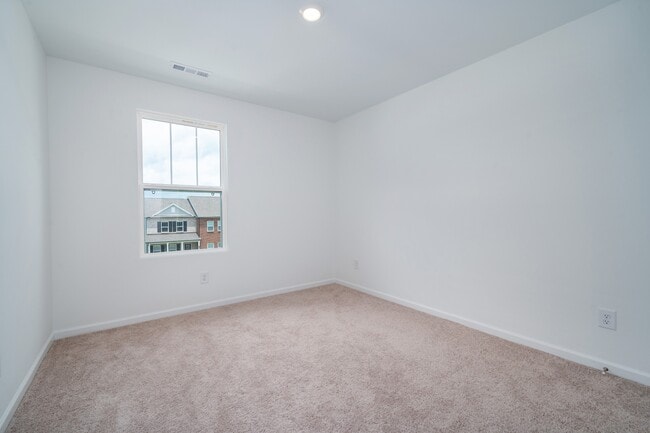 Building Photo - 1431 Knox Ln