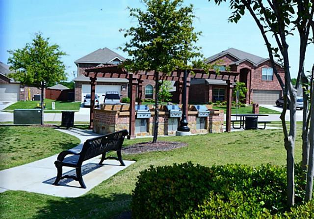 Building Photo - 854 Crockett Dr