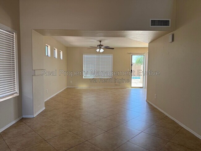 Building Photo - 1813 S 63rd Dr