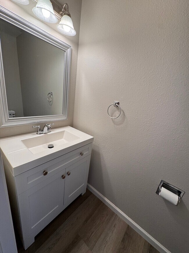 Building Photo - 4633 S Crystal Way