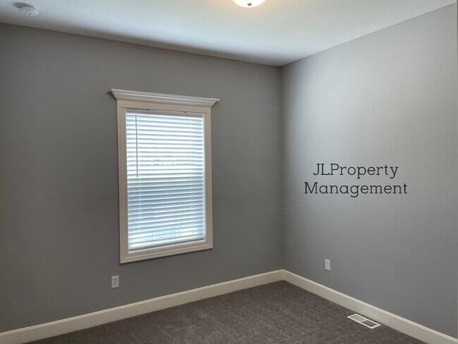 Building Photo - 15332 Jessica St