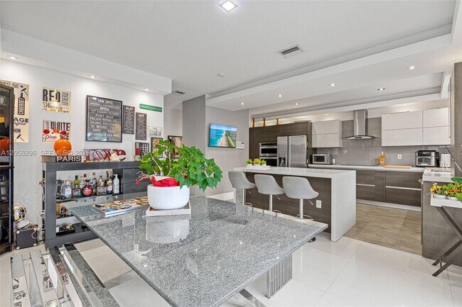 Building Photo - 3654 SW 150th Ct