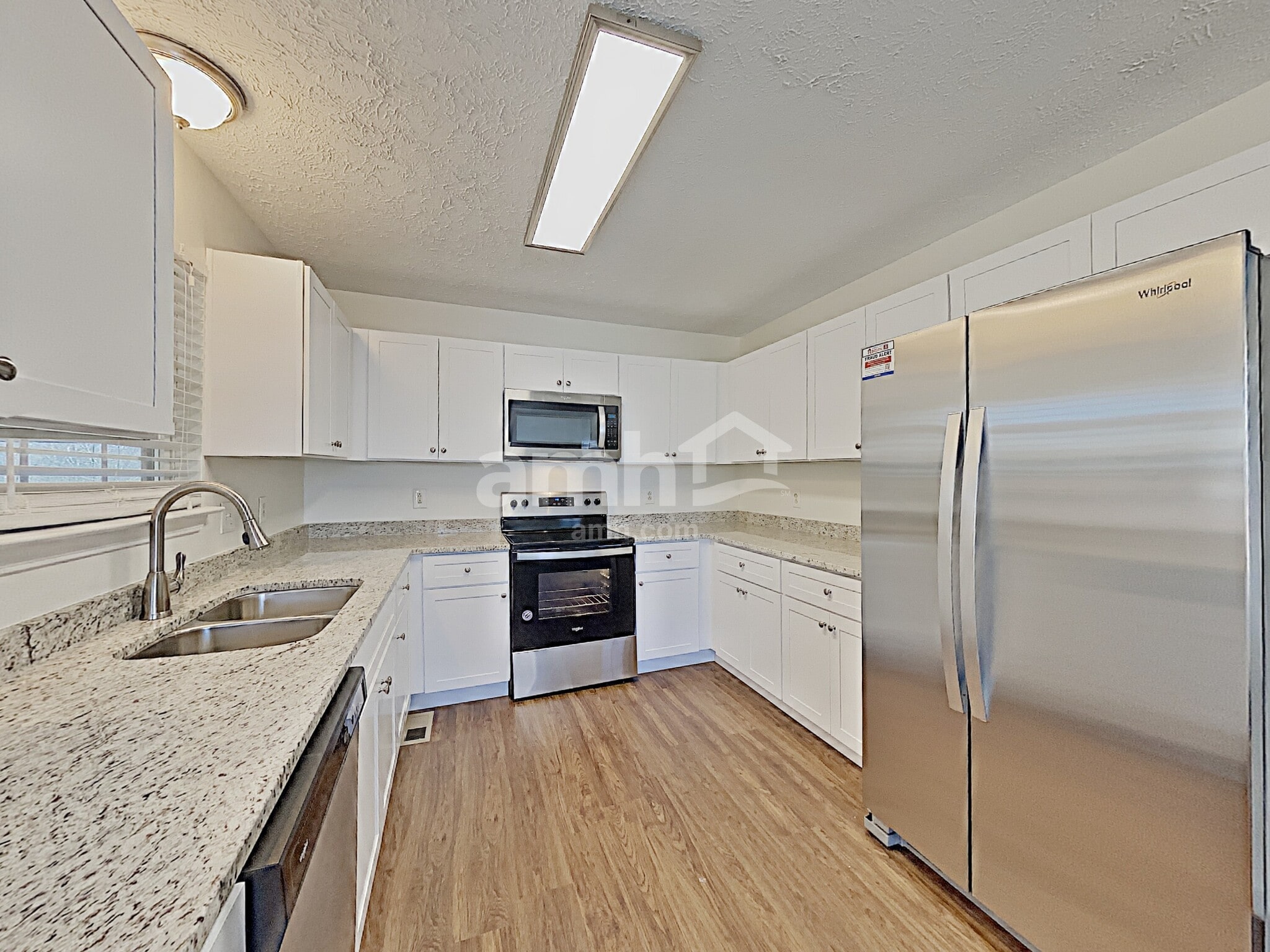 Building Photo - 3326 Conway Ct