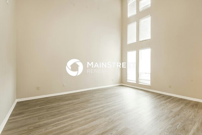 Building Photo - 4 Bedroom Pet-Friendly Home in Houston, TX with Main Street Renewal