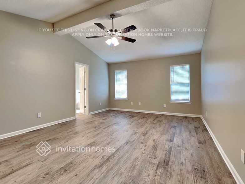 Building Photo - 11619 Greenland Hideaway Dr E