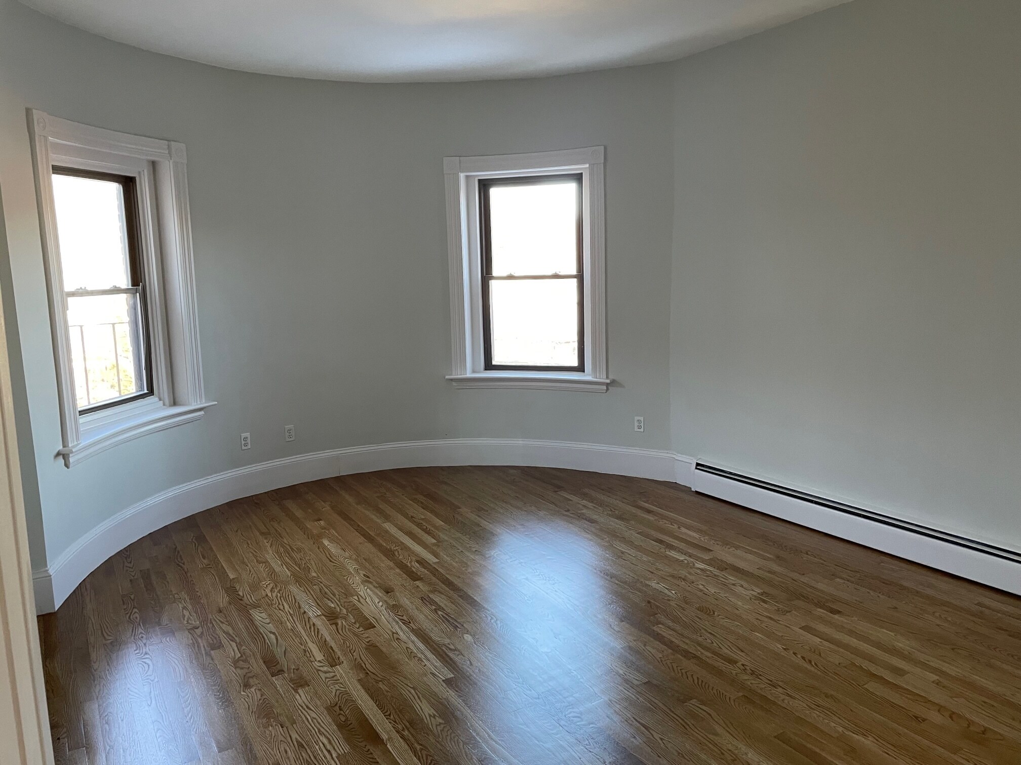 Building Photo - 1728 Beacon St