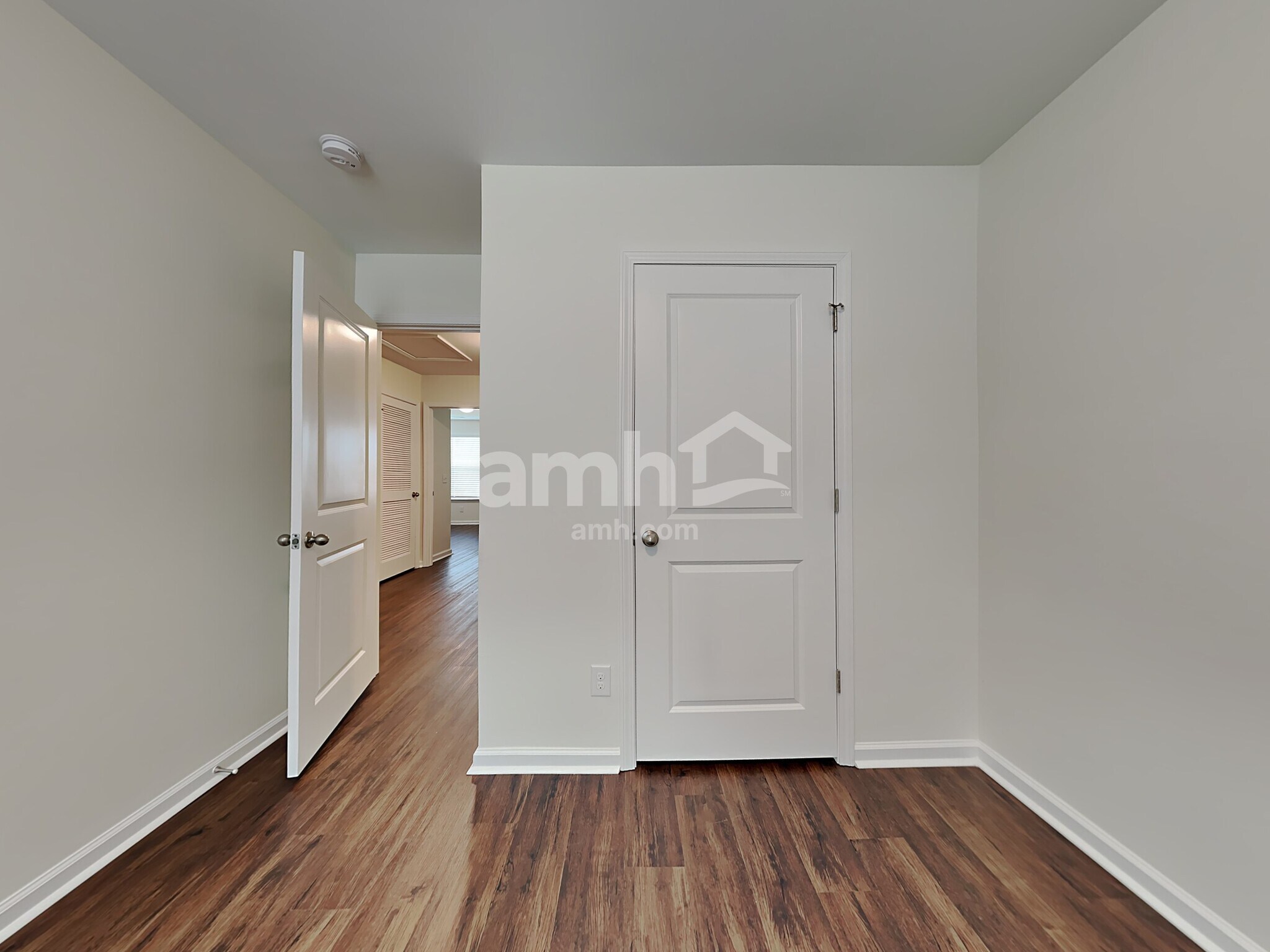 Building Photo - 7 Gardenia Dr