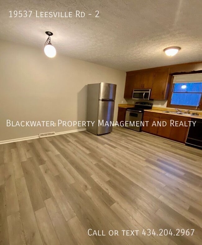 Building Photo - 19537 Leesville Rd